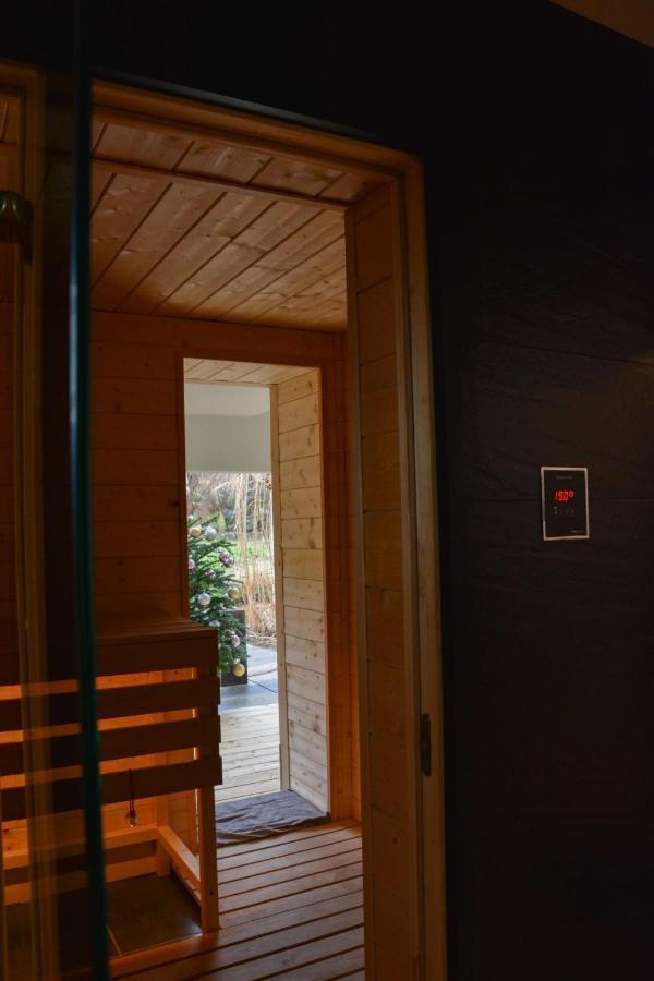 Luxury Apartment With Private Sauna Pod Javorovym Trinec Extérieur photo